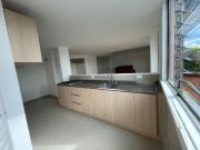 apartamento en arriendo en loma de las brujas. Cod A61820