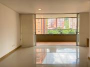 Apartamento en Arriendo en Loma De San Jose Sabaneta...