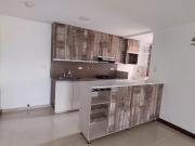 apartamento en arriendo en loma del escobero. Cod A513083