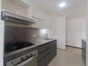 apartamento en arriendo en loma del esmeraldal. Cod A60706