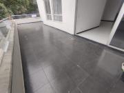 apartamento en arriendo en loma del indio. Cod A214248