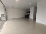 apartamento en arriendo en los balsos. Cod A60286