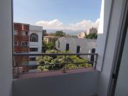 apartamento en arriendo en los colores. Cod A214742
