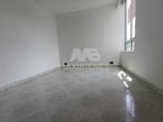 apartamento en arriendo en los colores. Cod A60961