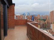 Apartamento En Arriendo En Medellin En Laureles A260316