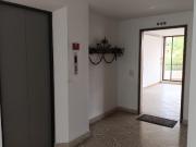 Apartamento En Arriendo En Medellin En Laureles A270822