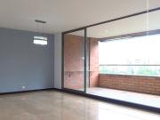 Apartamento En Arriendo En Medellin En Los Balsos A261286