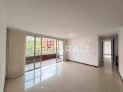 Apartamento En Arriendo En Medellin En Los Balsos A334601