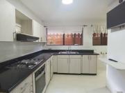apartamento en arriendo en patio bonito. Cod A9433027