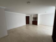 apartamento en arriendo en pinares. Cod A19416