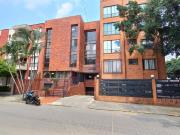 apartamento en arriendo en prados del norte. Cod A9190878