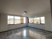 Apartamento en Arriendo en Unidad cerrada ubicado en Pinares
