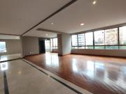 Apartamento en arriendo Loma de los parra, Medellín