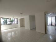 Apartamento en Arriendo y Venta en Pinares en unidad cerrada