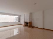 apartamento en arriendo/venta en bella suiza usaquén....