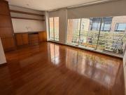 apartamento en arriendo/venta en chico reservado. Cod V19823