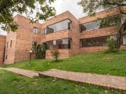 apartamento en arriendo/venta en colinas de suba. Cod A14800
