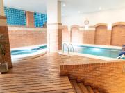 apartamento en arriendo/venta en los rosales. Cod V10310