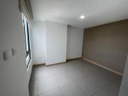 apartamento en arriendo/venta en pinares. Cod A19855