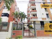 apartamento en arriendo/venta en riomar. Cod A27205