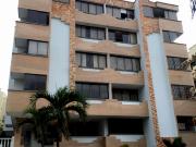 apartamento en arriendo/venta en riomar. Cod V19292