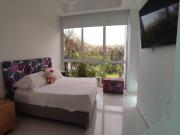 Apartamento en Barceloneta Tres alcobas primer piso