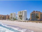 Apartamento en complejo The Towers La Manga prima line...
