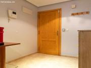 Apartamento en el centro de Torrevieja con balcón y a 10...