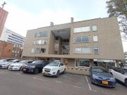 APARTAMENTO EN EL CHICO PARA MODERNIZAR, AMPLIO EN LUGAR...