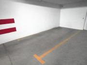 Apartamento en esquina con garaje, trastero y piscina en...