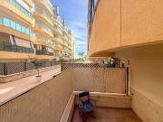 Apartamento en Planta Baja con Terraza y Patio Privado...