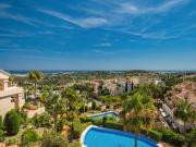 Apartamento en planta media en Albatross Hill