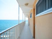 Apartamento en primera línea de playa en El Campello con...