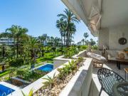 Apartamento en Urbanización Los Granados de Banús I en...