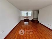 Apartamento en venta, barrio Santa Barbara, Bogotá