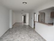 APARTAMENTO EN VENTA DE 3 HABITACIONES, AV. 30 DE...