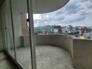 Apartamento en venta El Rosal obra gris, 140m² 3h 4pe 2m
