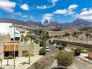 Apartamento en venta en Adeje, La Caleta. Apartamento de...