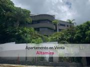 Apartamento en venta en Altamira con vistas al Sureste...