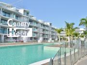 Apartamento en venta en Arona, Palm Mar. Piso en venta...