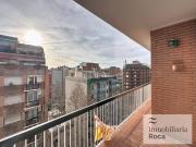 Apartamento en venta en Barcelona, El Camp de l´Arpa del...