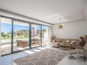 Apartamento en venta en Benahavís, La Alquería....