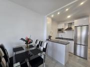 Apartamento en venta en Benalmádena, Puerto Marina....
