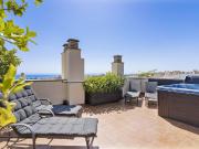 Apartamento en venta en Benalmádena, Puerto Marina....