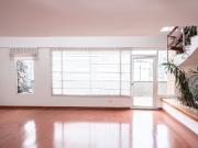 Apartamento En Venta En Bogota En Chico Alto V255672