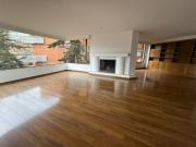 Apartamento En Venta En Bogota En Los Rosales V204209