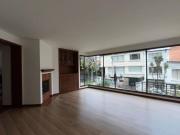 Apartamento En Venta En Bogota En Los Rosales V276593