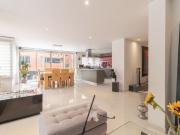 Apartamento En Venta En Bogota En Los Rosales V248793