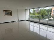 Apartamento En Venta En Cali En Pance V196145