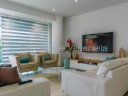 Apartamento en Venta en Campo Alegre, Caracas